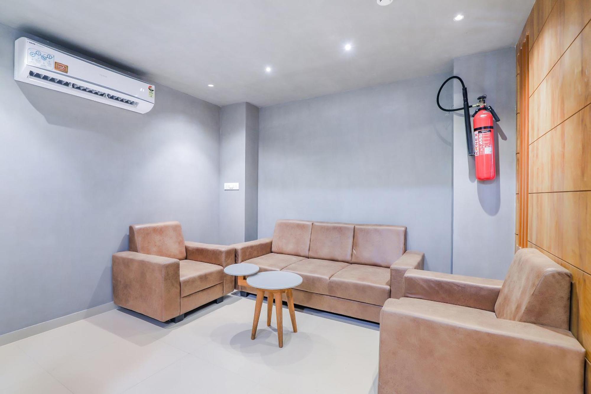 Hotel O Casa Marina Bhatha Ngoại thất bức ảnh